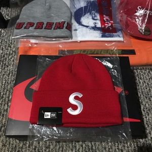 Supreme/New Era S Logo Winter Hat